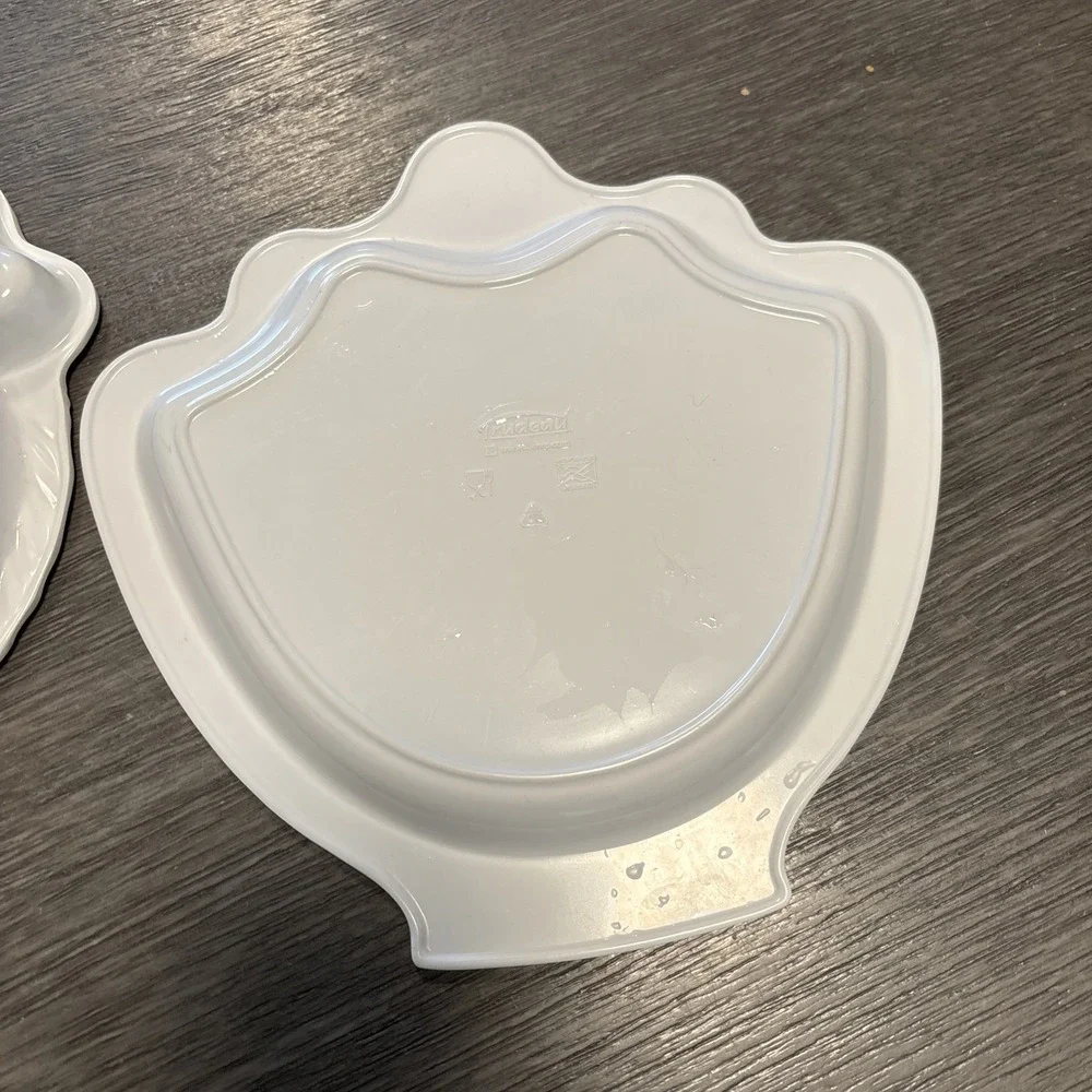 Barbie & Disney both plates